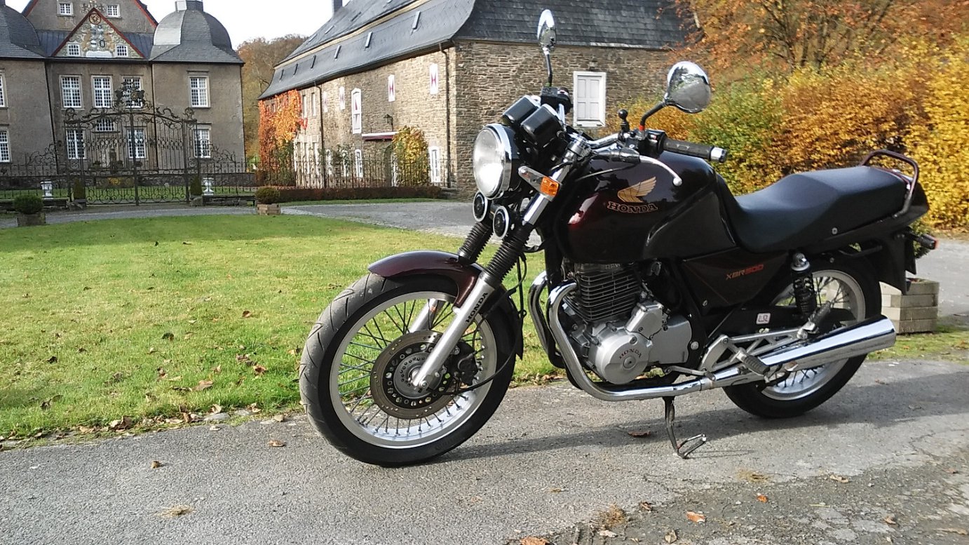 HondaXBR500.jpg